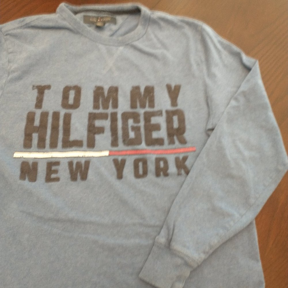 Tommy Hilfiger long sleeve shirt  size Small